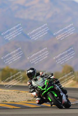 media/Dec-17-2022-SoCal Trackdays (Sat) [[224abd9271]]/Turn 7 Set 2 (1140am)/